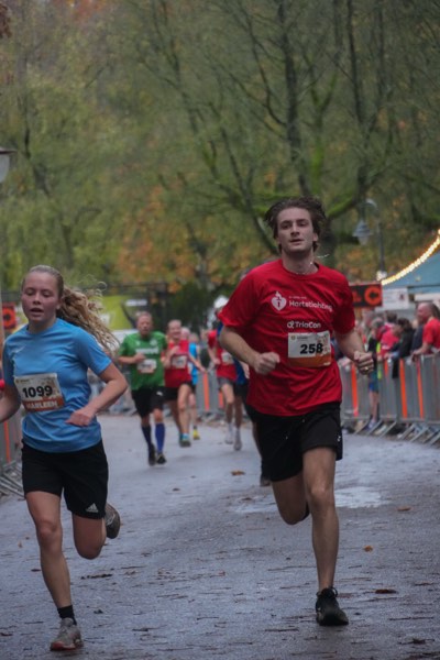 Hart voor Hannah, Plantsoenloop 1 november 2025, foto 20