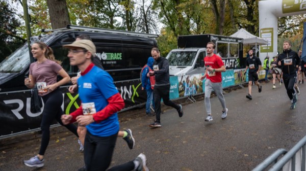 Hart voor Hannah, Plantsoenloop 1 november 2025, foto 44