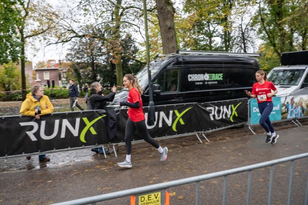Hart voor Hannah, Plantsoenloop 1 november 2025, foto 100