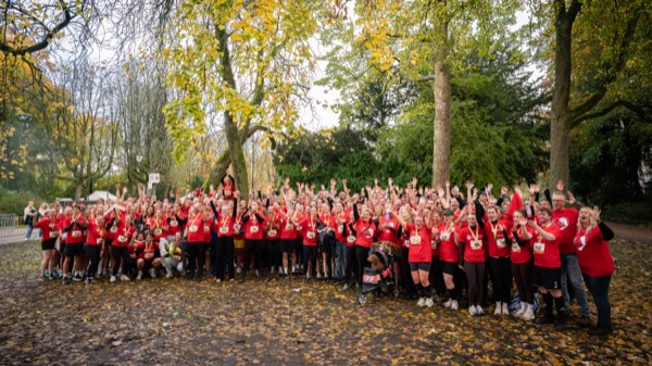 Hart voor Hannah, Plantsoenloop 1 november 2025, foto 117